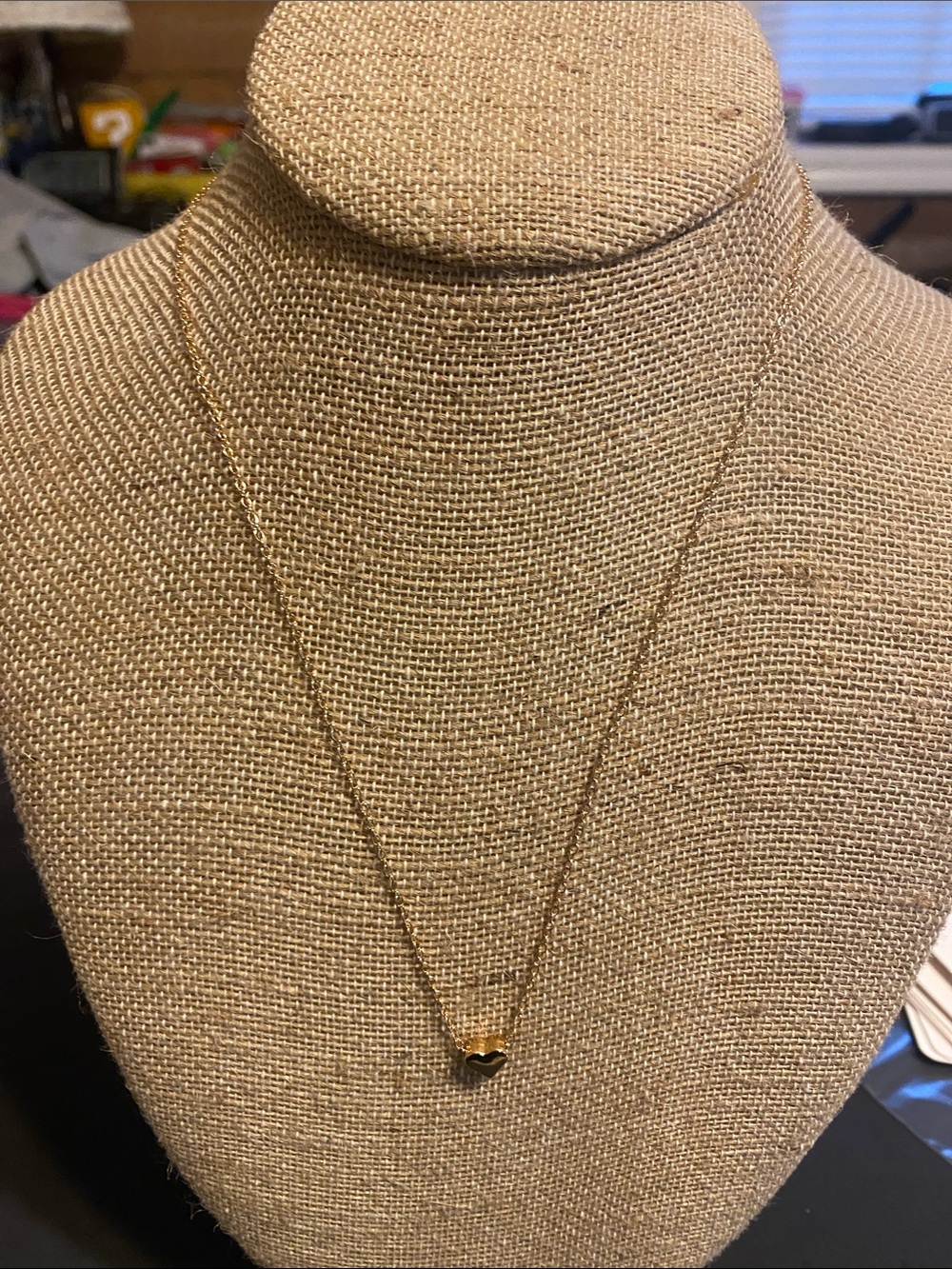 Delicate Gold Heart Pendant Necklace - Women Jewelry